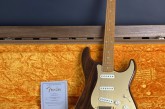 Fender Custom Shop Artisan Figured Rosewood Stratocaster-4.jpg